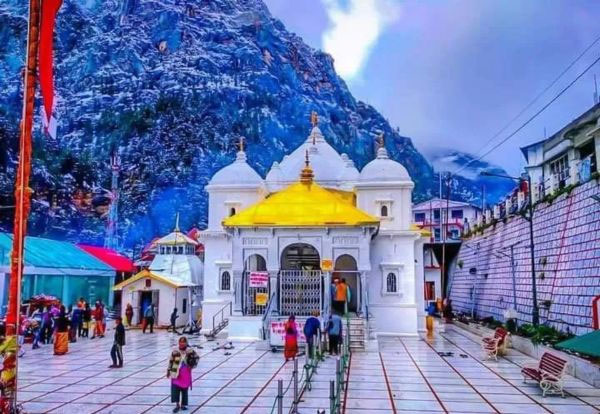 Gangotri Temple Char Dham Yatra